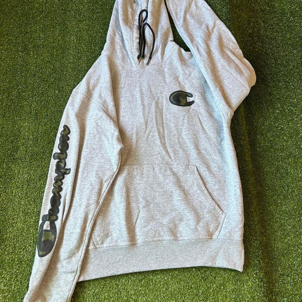 Champion Men's Grey Hoodie